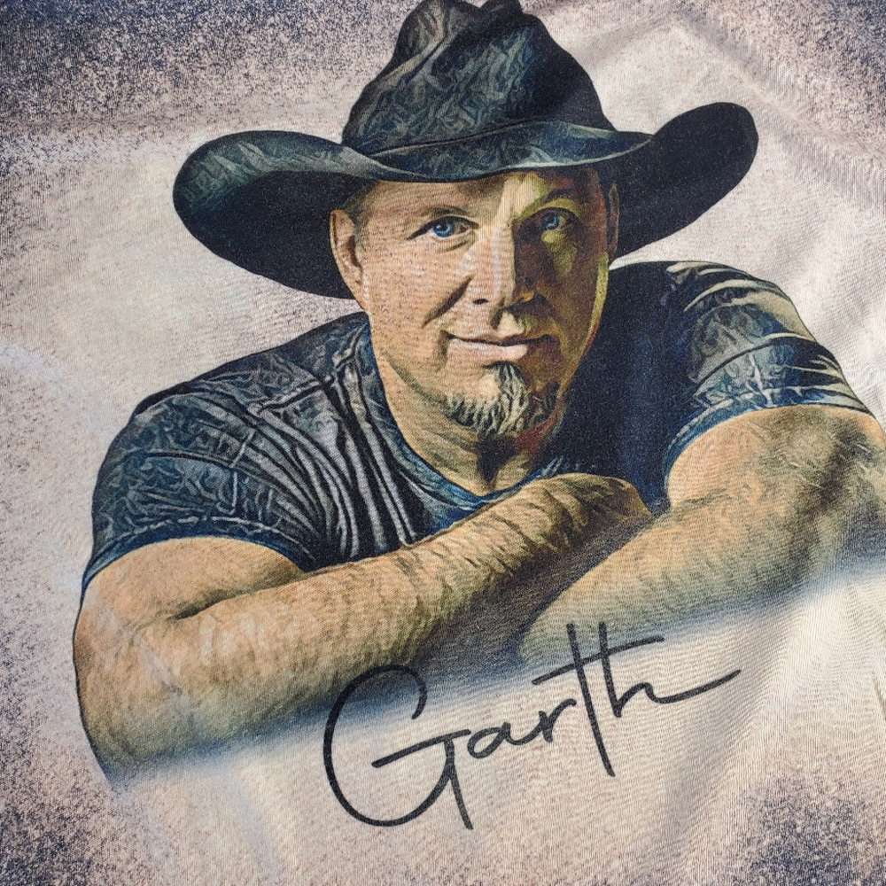 Garth Brooks Bleach Splatter SoftStyle Tee sz 2XX on Gildan Tag